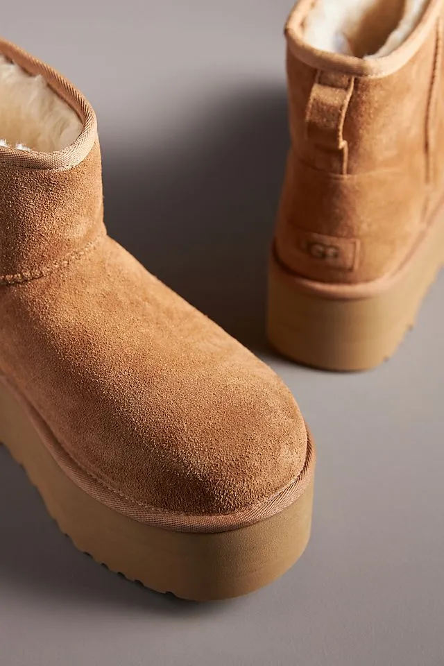 Classic UGG boots with mini platform, chestnut