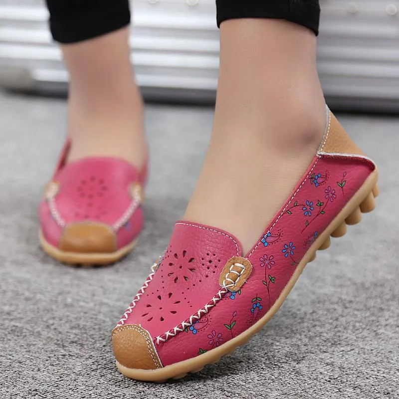 Ladies casual flat shoes